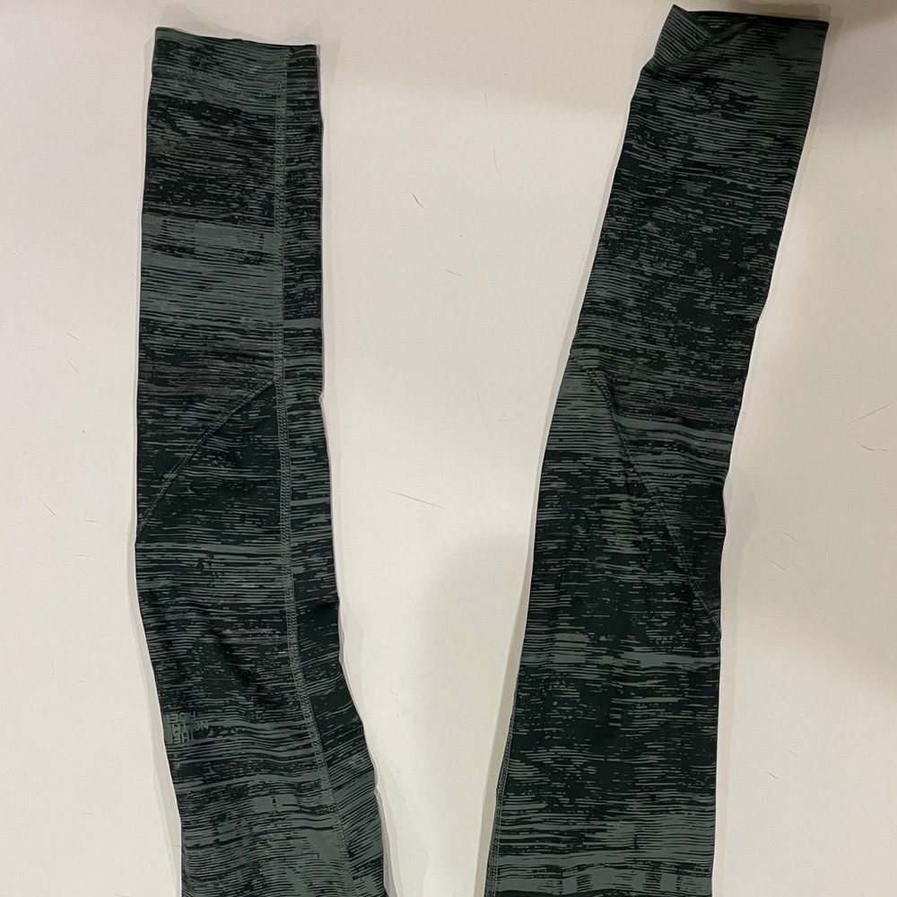 north face leggings - Picture 6 of 6